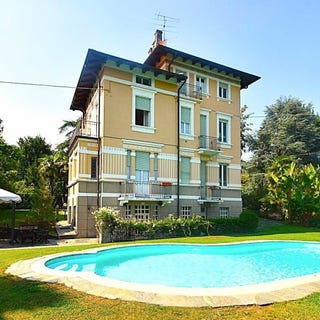/international/it/lesa-piedmont-310109098542/