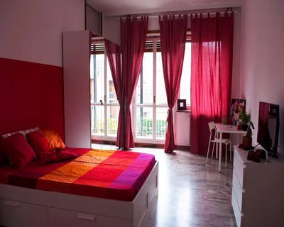 /international/it/via-reggio-milan-lombardy-310100786694/?lang=de