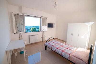/international/it/via-alessandro-litta-modignani-milan-lombardy-310096786408/