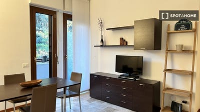 /international/it/milan-lombardy-310108555476/