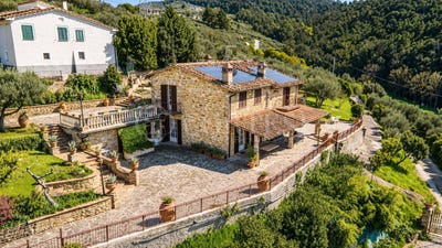 /international/it/torgiano-umbria-310108184562/