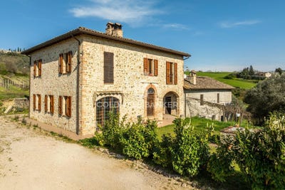 /international/it/collazzone-umbria-310107431433/