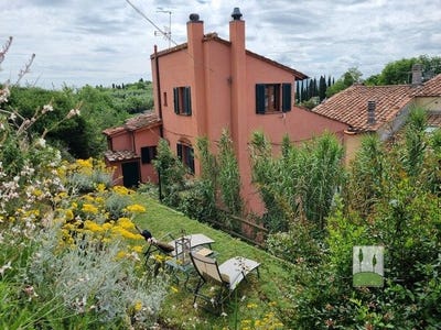/international/it/peccioli-tuscany-310108995880/