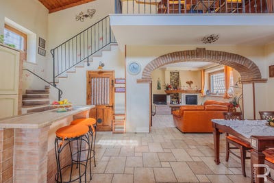 /international/it/pitigliano-tuscany-310104302092/