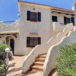 /international/it/sant-efisio-sardinia-310109174089/?lang=id