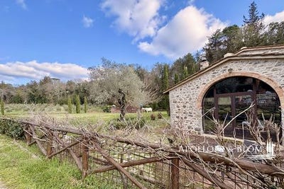 /international/it/strada-di-fizzano-castellina-in-chianti-tuscany-310107067555/