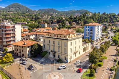 /international/it/corso-lorenzo-cobianchi-2-verbania-piedmont-310119971576/