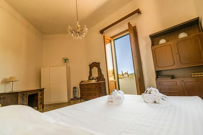 /international/it/via-del-baluardo-florence-tuscany-310093834196/