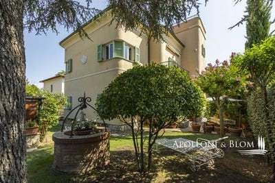/international/it/via-dei-lecci-sarteano-tuscany-310109907979/