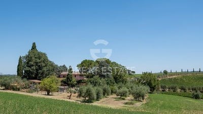/international/it/cetona-tuscany-120093505605/