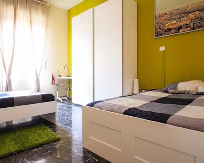 /international/it/via-belmeloro-bologna-emilia-romagna-310108455421/