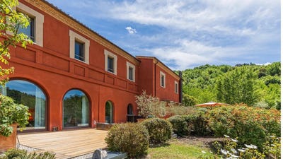 /international/it/todi-umbria-310107817489/