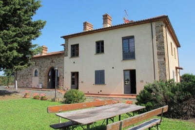 /international/it/santa-luce-tuscany-310110291470/