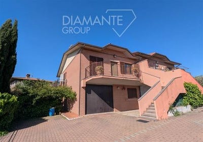 /international/it/castiglione-del-lago-umbria-310108056131/