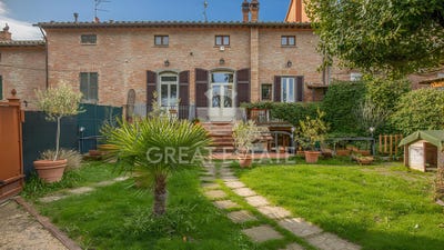 /international/it/castiglione-del-lago-umbria-310105792287/