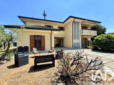/international/it/vigevano-lombardy-310109440808/