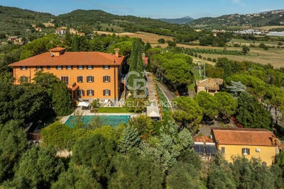 /international/it/corciano-umbria-310105305713/