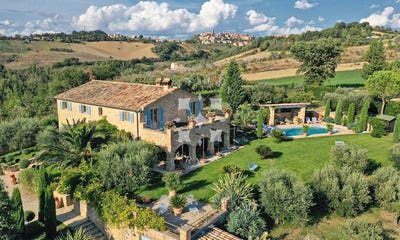 /international/it/falerone-marche-310103179666/