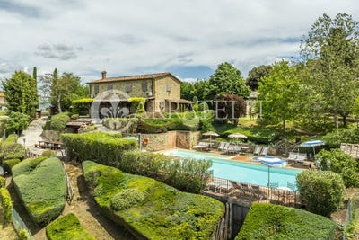 /international/it/paciano-umbria-310108526840/
