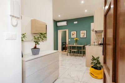 /international/it/via-giuseppe-barbaroux-turin-piedmont-310100364832/