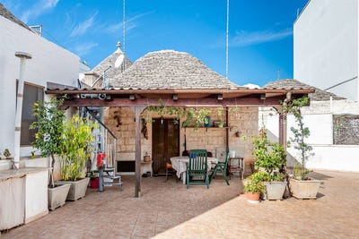 /international/it/alberobello-apulia-310109050248/?lang=it