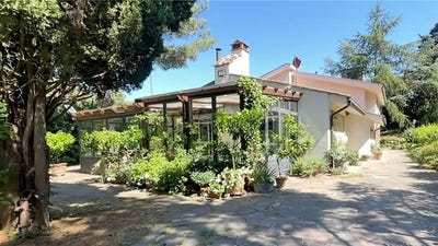/international/it/livorno-tuscany-310108406957/