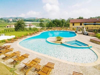 /international/it/sommariva-perno-piedmont-120086770279/