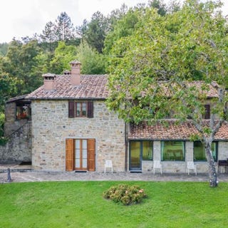 /international/it/castel-focognano-tuscany-310107651164/
