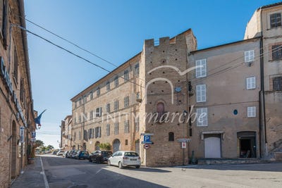 /international/it/montefiore-dell-aso-marche-310103749224/