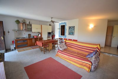 /international/it/diano-castello-liguria-310104316392/