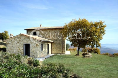 /international/it/citta-di-castello-umbria-310107295102/
