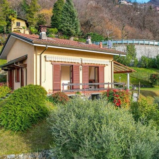 /international/it/laveno-lombardy-310108838375/