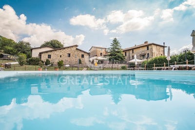 /international/it/umbertide-umbria-310098743329/