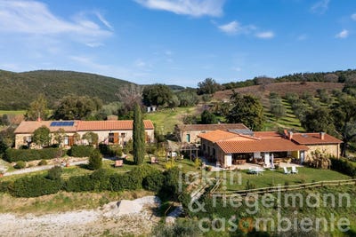 /international/it/massa-marittima-tuscany-310099563393/