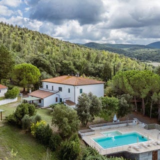 /international/it/santa-luce-tuscany-310108838777/