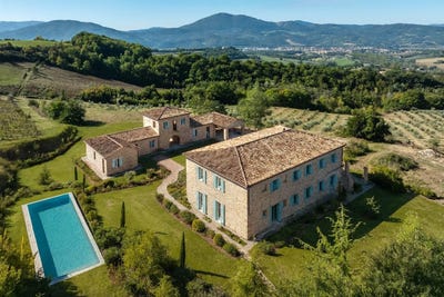 /international/it/umbertide-umbria-310105300518/