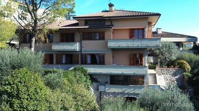 /international/it/castiglione-del-lago-umbria-310107431554/
