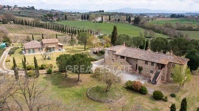 /international/it/lucignano-tuscany-310101380425/
