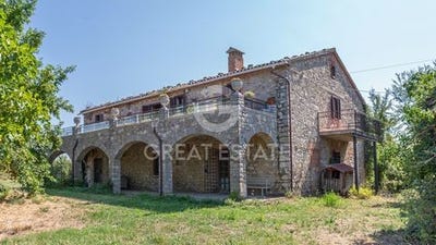 /international/it/montegabbione-umbria-310102013916/