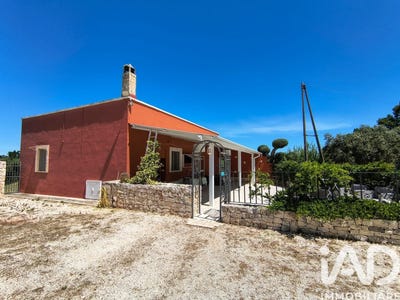 /international/it/castellana-grotte-apulia-310109365825/