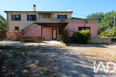 /international/it/corinaldo-marche-310110055044/