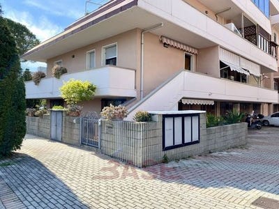 /international/it/via-vittorio-occorsio-12-cecina-lombardy-310108271319/