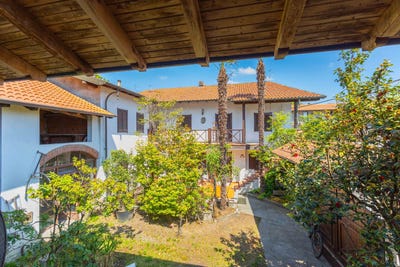 /international/it/via-luigia-natan-6-invorio-piedmont-310108809180/