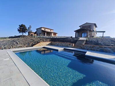 /international/it/lajatico-tuscany-310107026619/