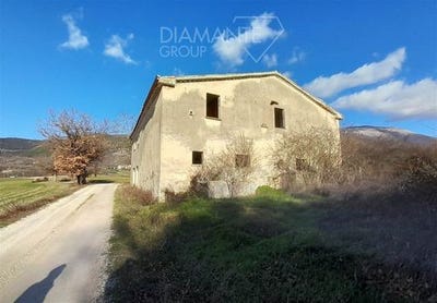 /international/it/costacciaro-umbria-310103002775/