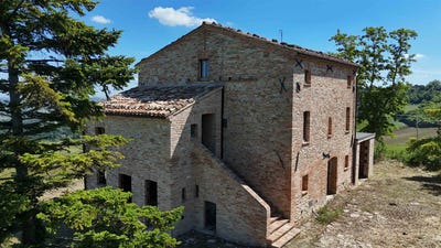 /international/it/montedinove-marche-310108465589/