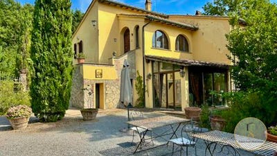 /international/it/sarteano-tuscany-310119636999/