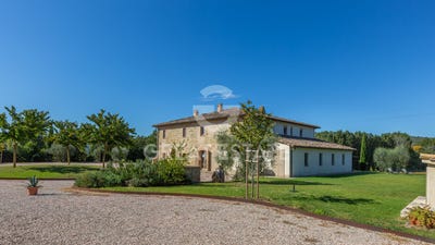 /international/it/todi-umbria-310102932674/