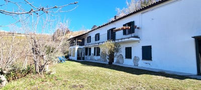 /international/it/santo-stefano-belbo-piedmont-310104962200/
