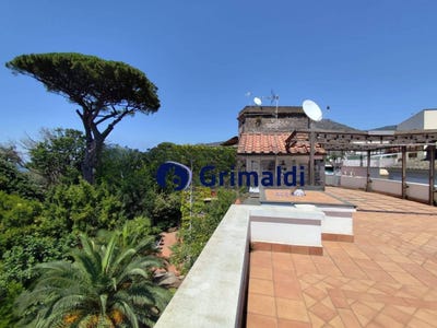 /international/it/piano-di-sorrento-campania-310100459438/?lang=id